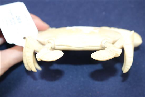 An early 20th century Chinese ivory model of a crab W.14.5cm